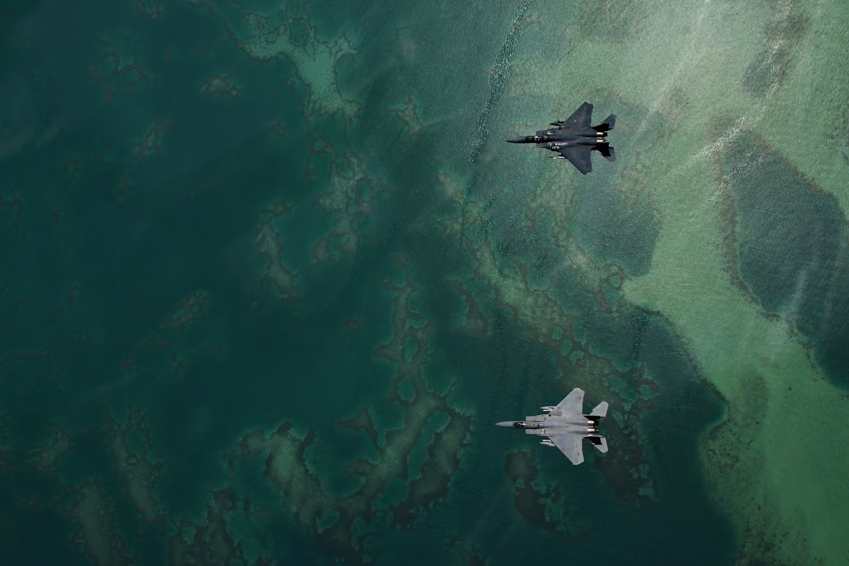 aerial view of jet fighters
